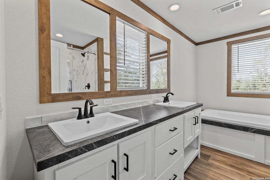Furnished interior view inside a new home in , La Vernia (Image 3).