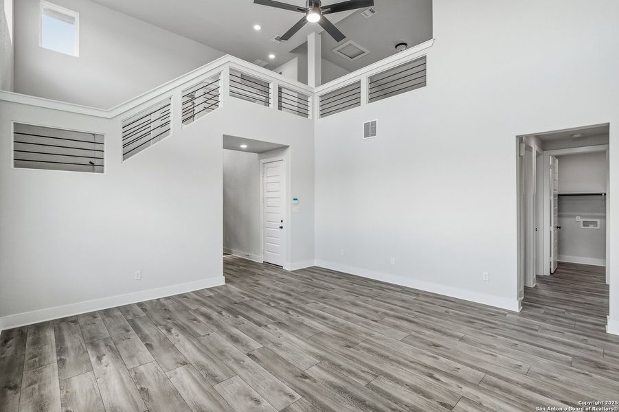 Spacious, unfurnished interior of a new home in Alsatian Oaks, Castroville (Image 47).