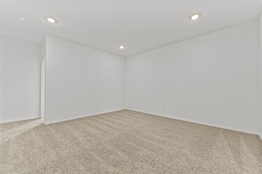 Spacious, unfurnished interior of a new home in Palomino, Manor (Image 23).
