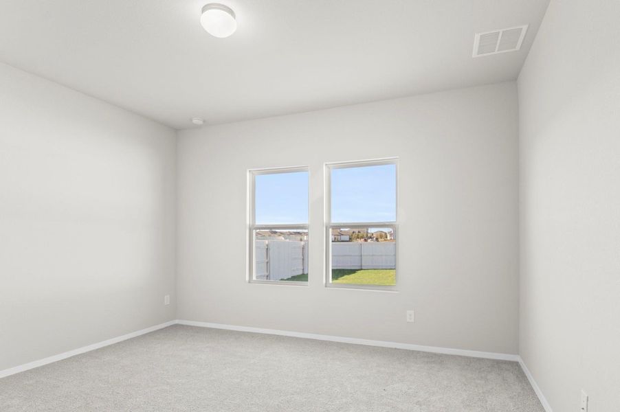 Spacious, unfurnished interior of a new home in Harvest Ridge, Elgin (Image 28).