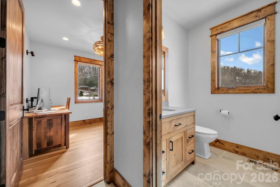 Furnished interior view inside a new home in , Banner Elk (Image 16).