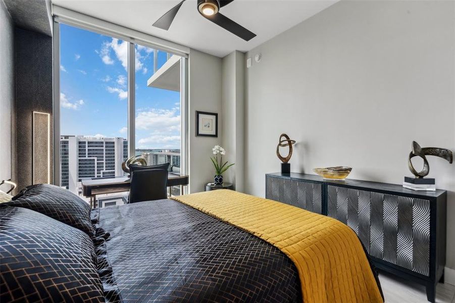 Furnished interior view inside a new home in , Sarasota (Image 44).