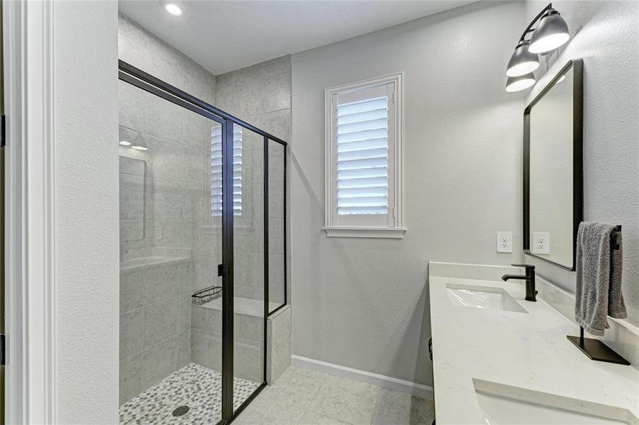 Furnished interior view inside a new home in , Venice (Image 29).