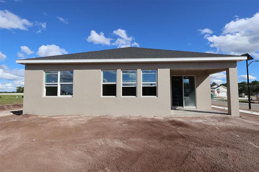 Exterior details and patio area of a home in Bay Lake Farms, St. Cloud (Image 22).