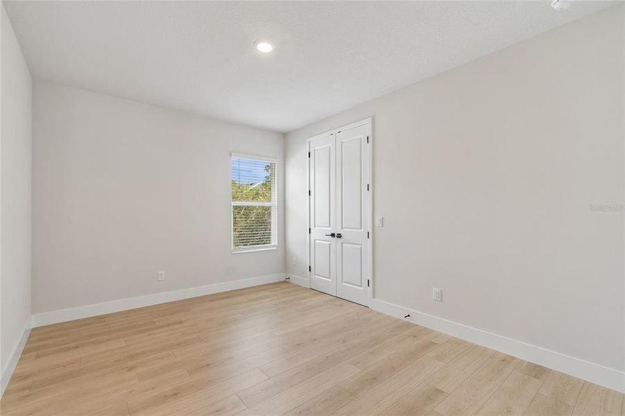 Spacious, unfurnished interior of a new home in , Tampa (Image 39).