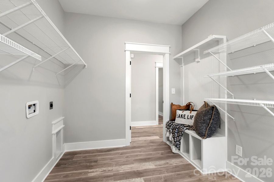 Spacious, unfurnished interior of a new home in , Denver (Image 41).