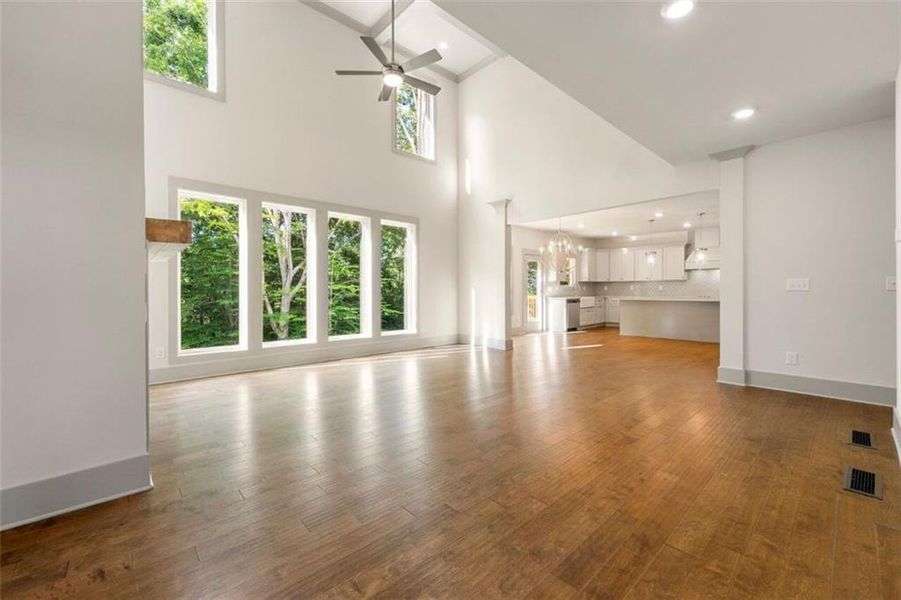 Spacious, unfurnished interior of a new home in Steeplechase, Hoschton (Image 29).