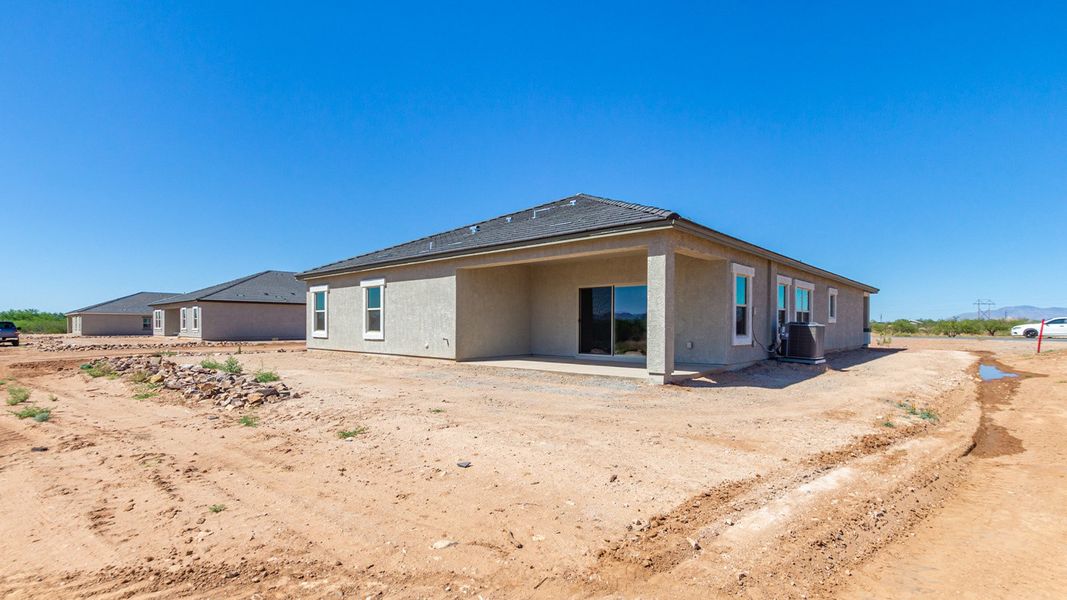 Representative exterior details of a home built from the Sedona - Plan H50T7 by D.R. Horton in Sahuarita Acres, Sahuarita (Image 18).