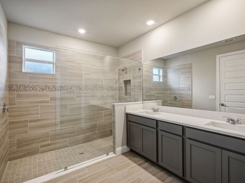 Primary Bathroom in the Onyx floorplan at 6406 NW Sweetwood Drive