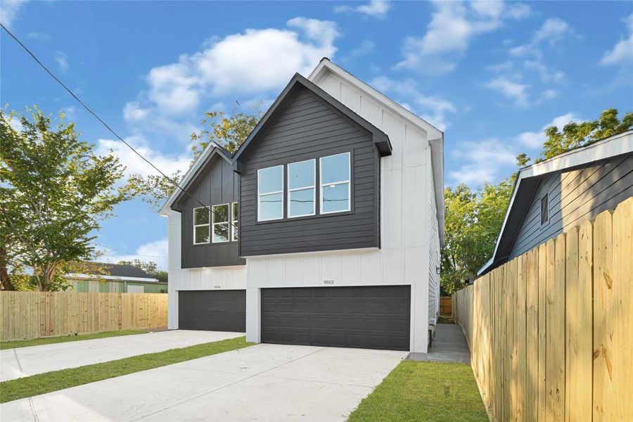 Front exterior of a new home in , Houston, TX, highlighting curb appeal (Image 1). Front exterior of a new home in , Houston, TX, highlighting curb appeal (Image 1).