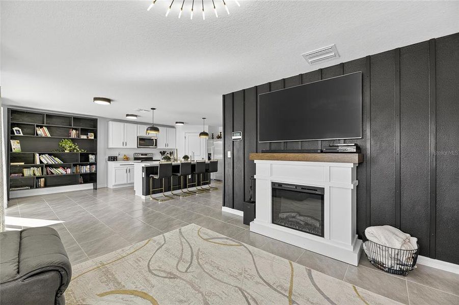 Furnished interior view inside a new home in North Park Isle, Plant City (Image 6).
