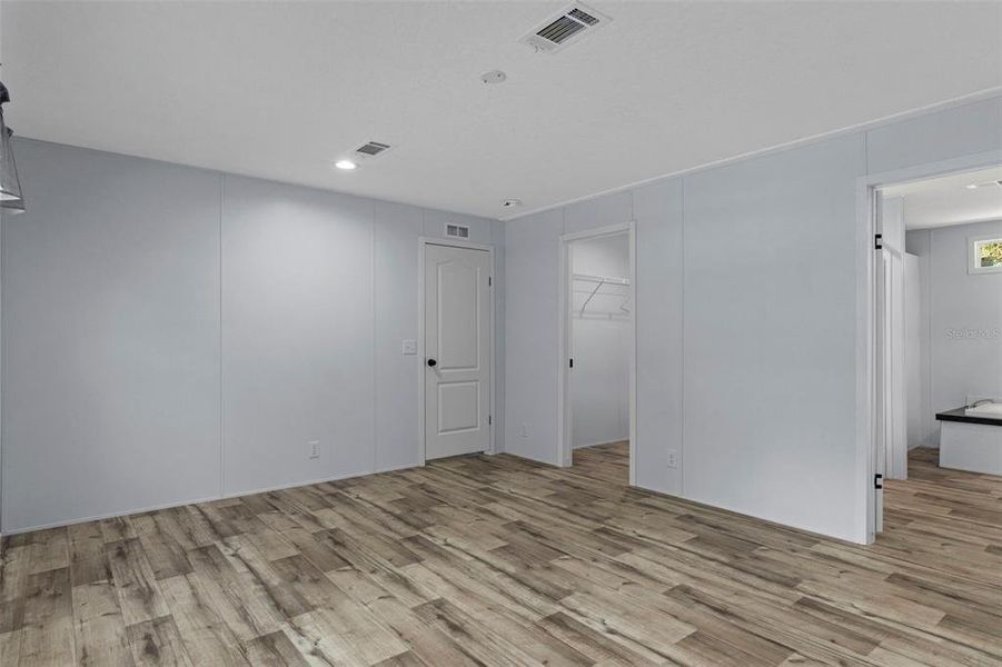 Spacious, unfurnished interior of a new home in , Homosassa (Image 21). Spacious, unfurnished interior of a new home in , Homosassa (Image 21).