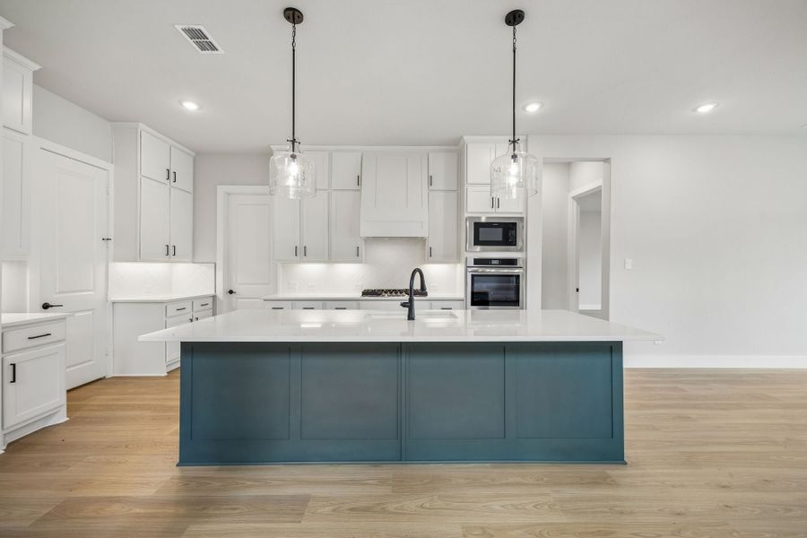 Furnished interior view inside a new home in Painted Tree Lakeside, McKinney (Image 9). Furnished interior view inside a new home in Painted Tree Lakeside, McKinney (Image 9).