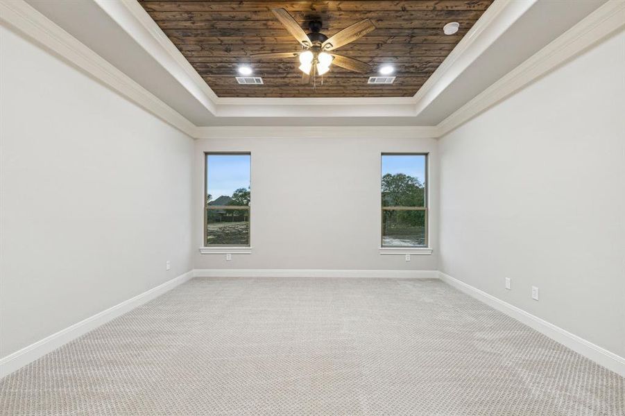 Spacious, unfurnished interior of a new home in , Granbury (Image 28). Spacious, unfurnished interior of a new home in , Granbury (Image 28).