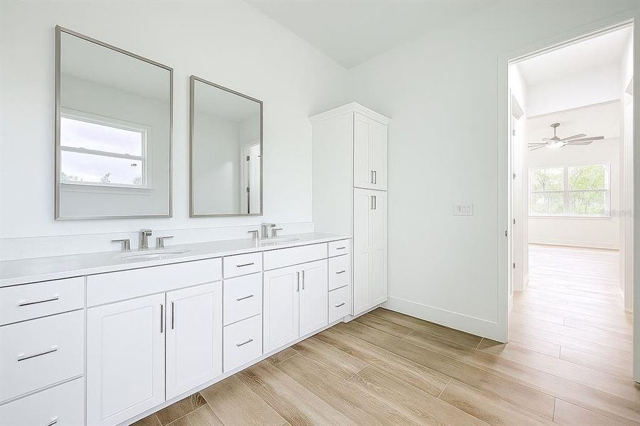 Image 43 of a home in .