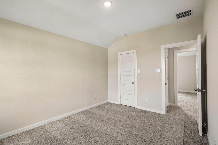 Spacious, unfurnished interior of a new home in Bluestem, Brookshire (Image 19). Spacious, unfurnished interior of a new home in Bluestem, Brookshire (Image 19).