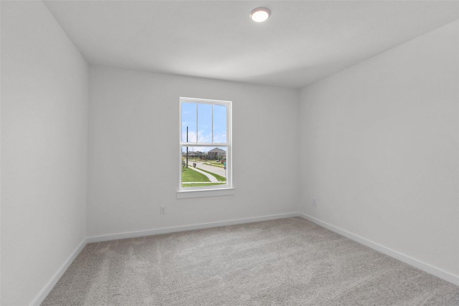 Spacious, unfurnished interior of a new home in Sunterra, Katy (Image 13).