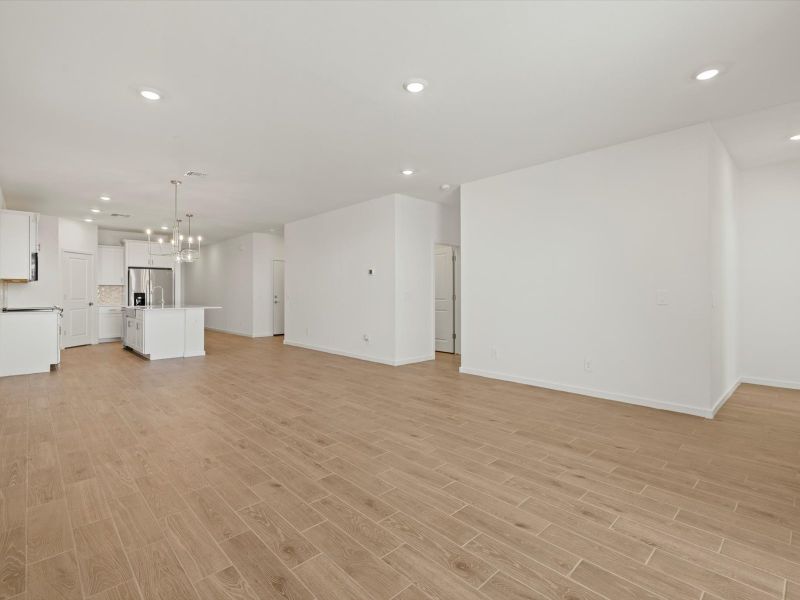 Spacious, unfurnished interior of a new home in Paloma Creek - Estate Series, Surprise (Image 5). Spacious, unfurnished interior of a new home in Paloma Creek - Estate Series, Surprise (Image 5).