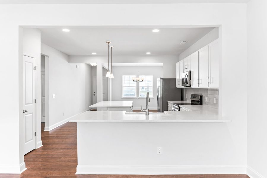 2,513sf New Home in New Bern, NC.  - Slide 8