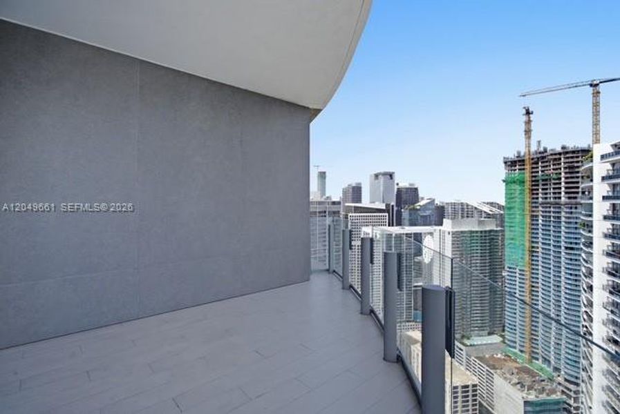 Condo located in Miami, FL showcasing its design and architecture (Image 23).