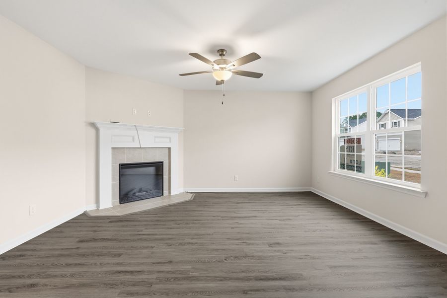 Representative unfurnished interior of a home built from the The Pamona by RTS Homes in Lakeside at Fifteen West, Hinesville (Image 13).
