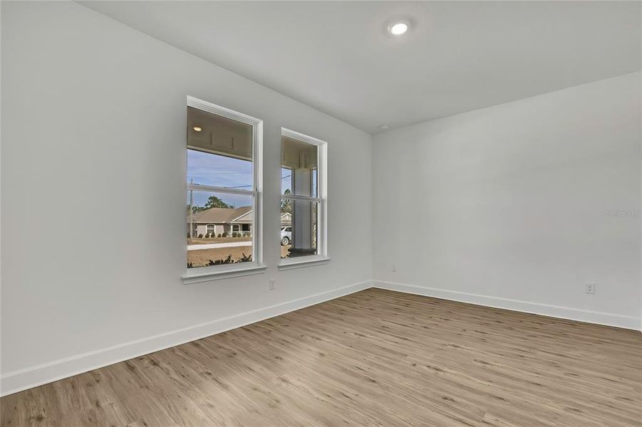 Spacious, unfurnished interior of a new home in , Brooksville (Image 26).