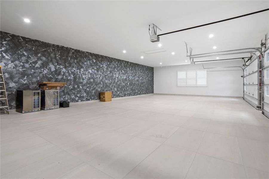 Spacious, unfurnished interior of a new home in , Eustis (Image 53).