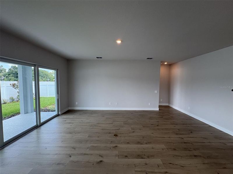 Spacious, unfurnished interior of a new home in Lakeview Crossing – Classic Series, Sarasota (Image 13). Spacious, unfurnished interior of a new home in Lakeview Crossing – Classic Series, Sarasota (Image 13).
