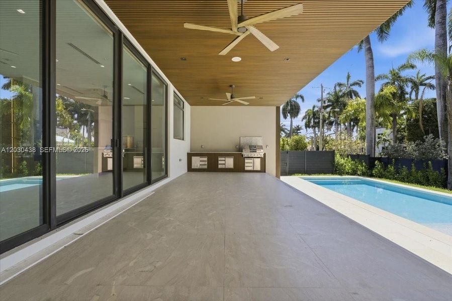 Exterior details and patio area of a home in , Hollywood (Image 3).
