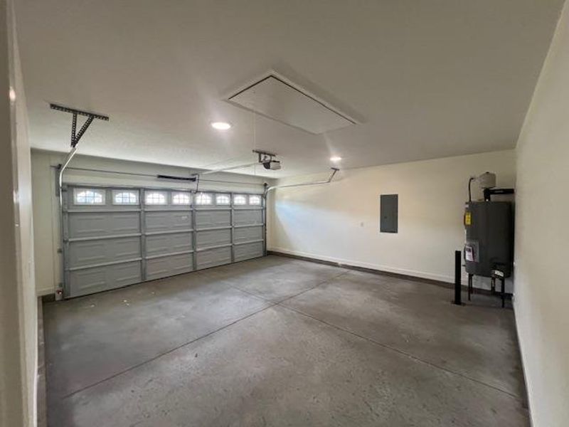 Image 23 of a home in Cleveland Meadows.