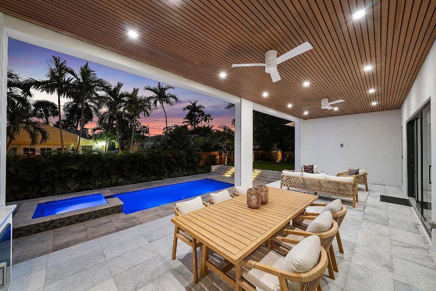 086-25833rdCourt-WestPalmBeach-FL-33407-