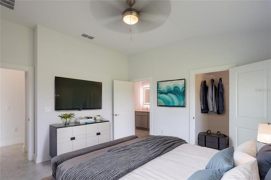 Furnished interior view inside a new home in , Port Charlotte (Image 10).