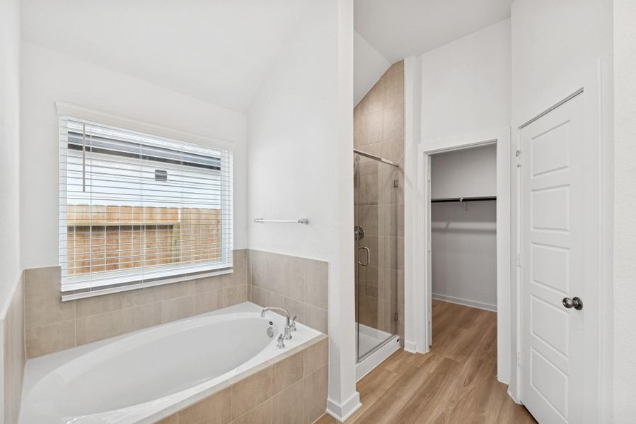 Furnished interior view inside a new home in Moran Ranch, Willis (Image 8).