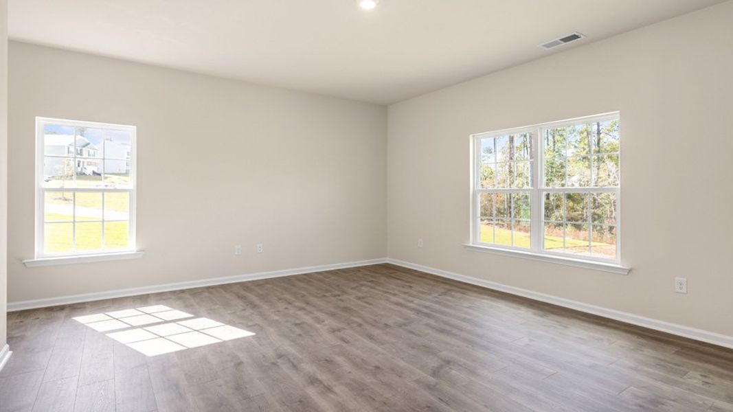 Spacious, unfurnished interior of a new home in Villa Grande, Winterville (Image 22).