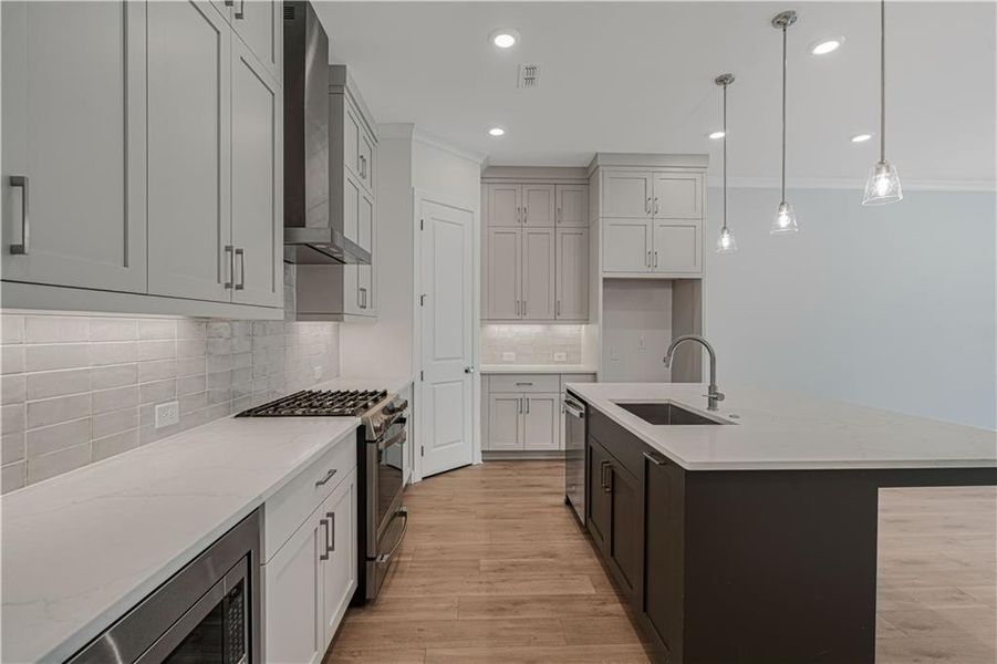 Furnished interior view inside a new home in Ward's Crossing Townhomes, Johns Creek (Image 12).