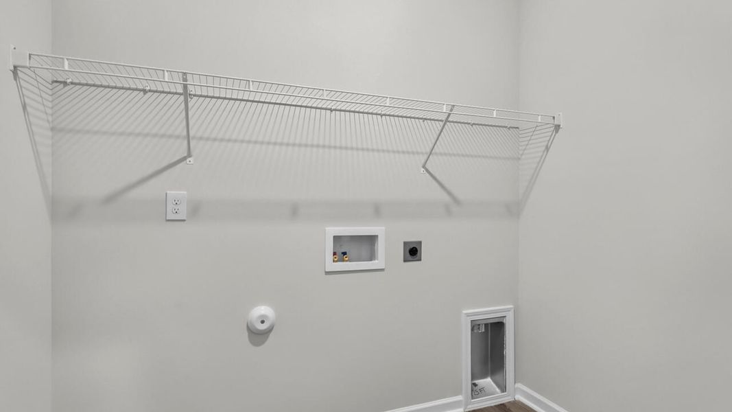 Spacious, unfurnished interior of a new home in Grayson Park, Leland (Image 19).