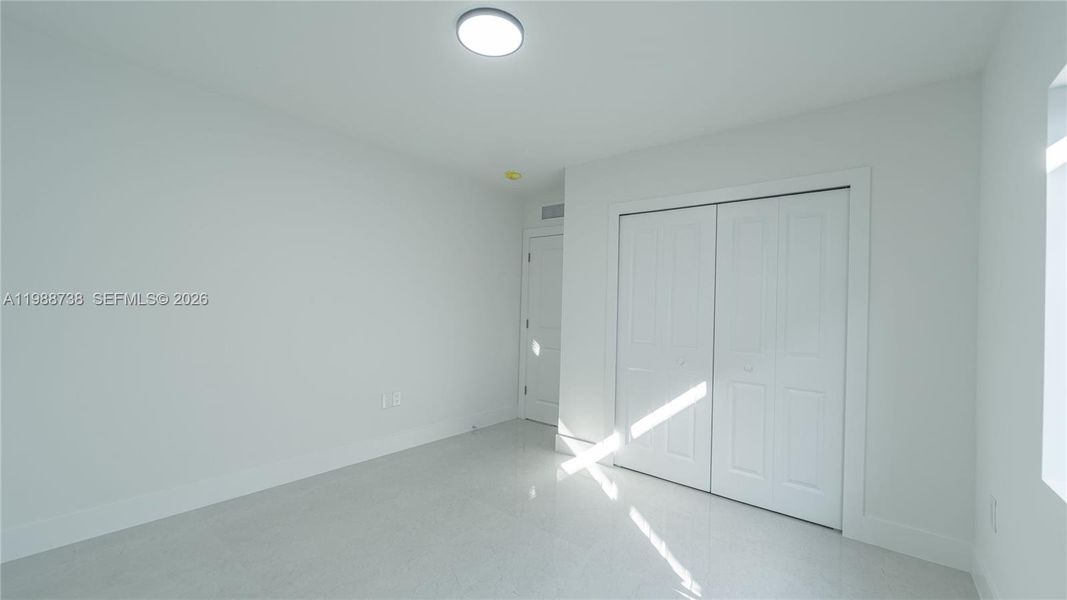 Spacious, unfurnished interior of a new home in , Miami (Image 18).