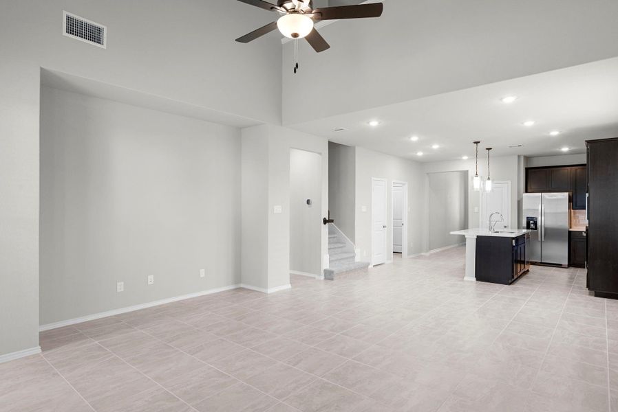 Spacious, unfurnished interior of a new home in The Trails 50', New Caney (Image 26).