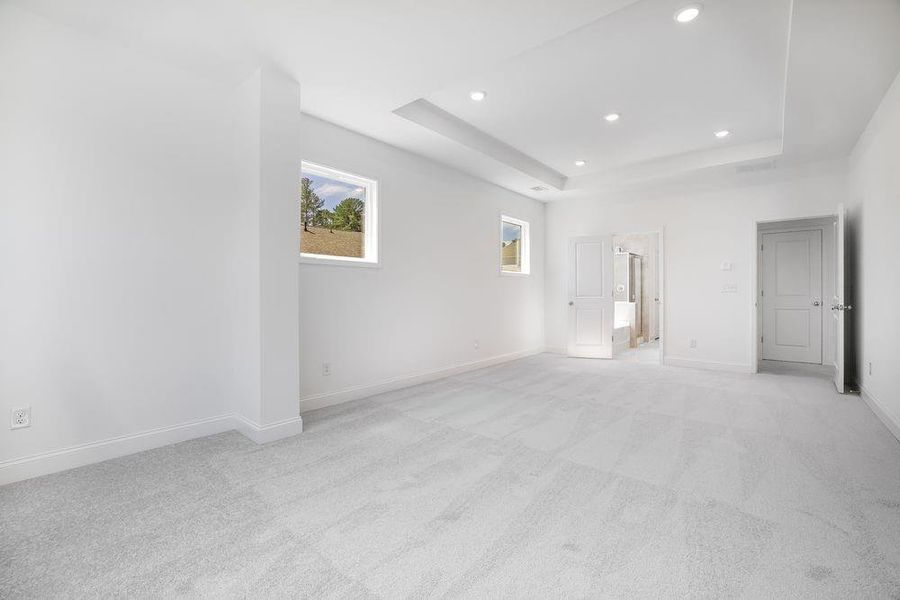 Spacious, unfurnished interior of a new home in Bailey Fence, Dacula (Image 30).