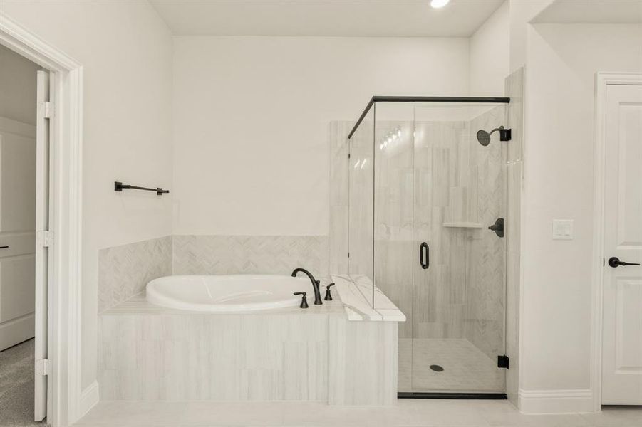 Furnished interior view inside a new home in The Retreat at North Grove 60, Waxahachie (Image 8). Furnished interior view inside a new home in The Retreat at North Grove 60, Waxahachie (Image 8).