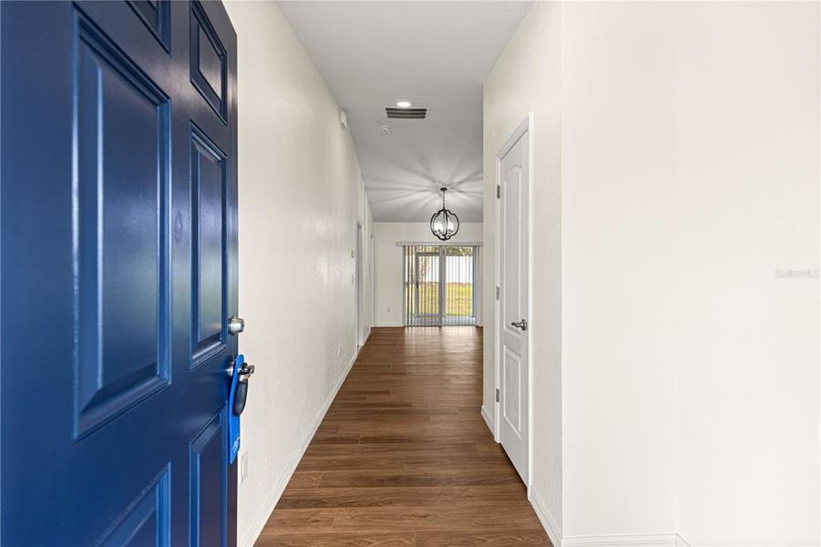 Spacious, unfurnished interior of a new home in , Ocala (Image 13).