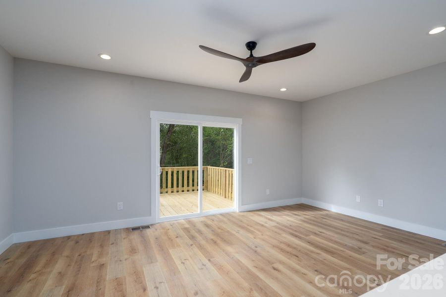 Spacious, unfurnished interior of a new home in , Kannapolis (Image 19).