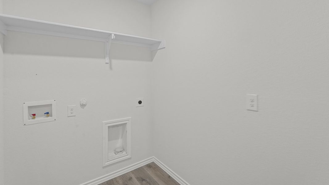 Image 18 representing the Ashburn by D.R. Horton in Saddlebrook, Waxahachie, TX. Image 18 representing the Ashburn by D.R. Horton in Saddlebrook, Waxahachie, TX.