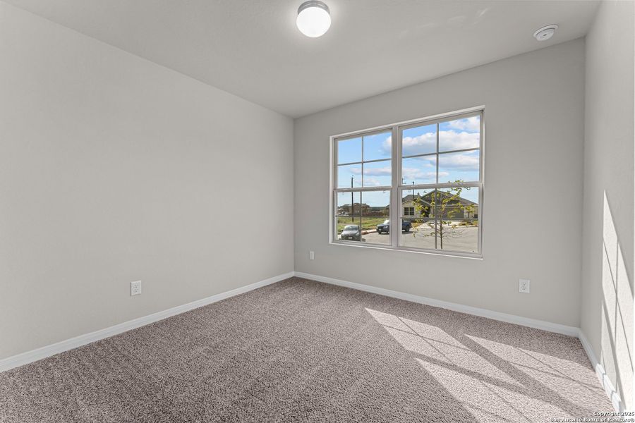 Spacious, unfurnished interior of a new home in Greenspoint Heights, Seguin (Image 18).