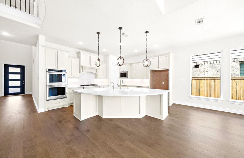 **Representative photo** **Representative photo**