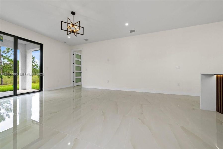 Spacious, unfurnished interior of a new home in , Lehigh Acres (Image 25).
