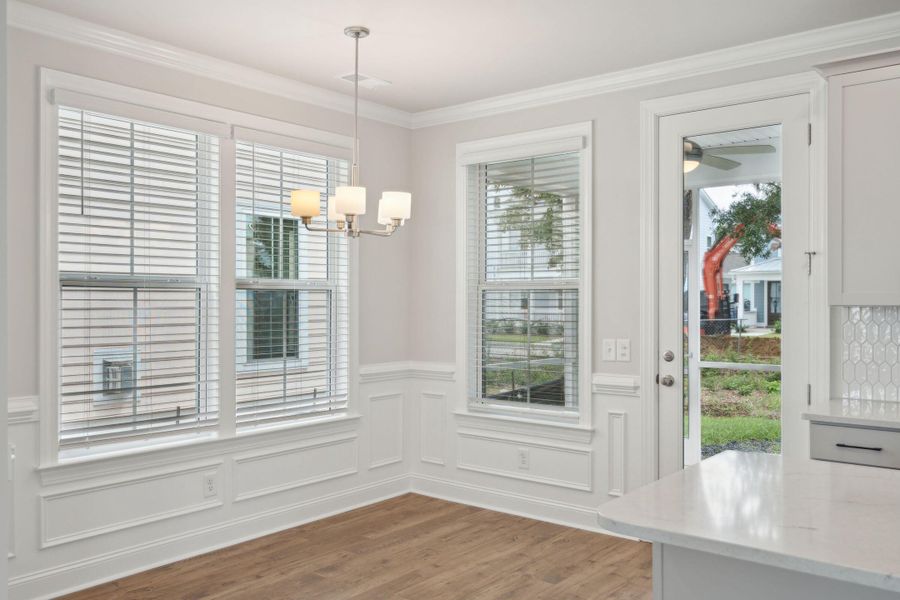 Spacious, unfurnished interior of a new home in Central Park, Charleston (Image 20).