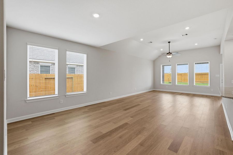 Spacious, unfurnished interior of a new home in Cypress Trails, Hockley (Image 19).
