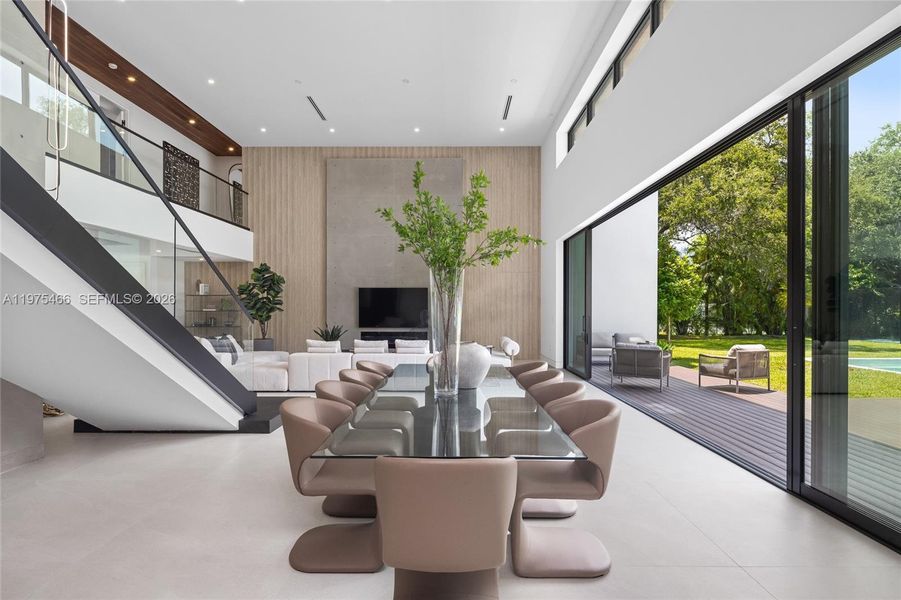 Community amenities in , Pinecrest (Image 73).