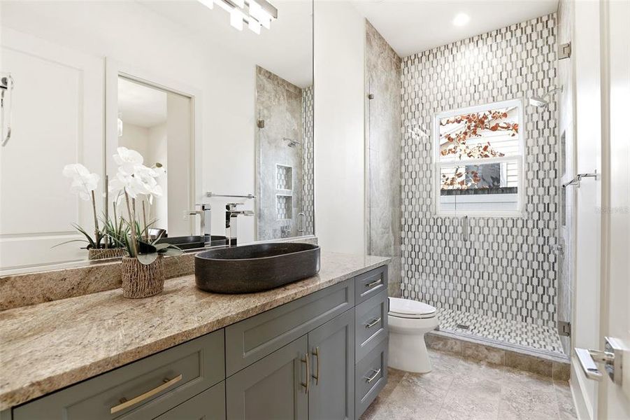 Furnished interior view inside a new home in , Orlando (Image 40). Furnished interior view inside a new home in , Orlando (Image 40).